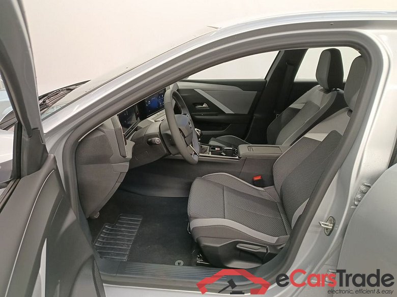 Opel Astra Sports Tourer 1.2 Turbo 81kW S/S Edition 5d #3