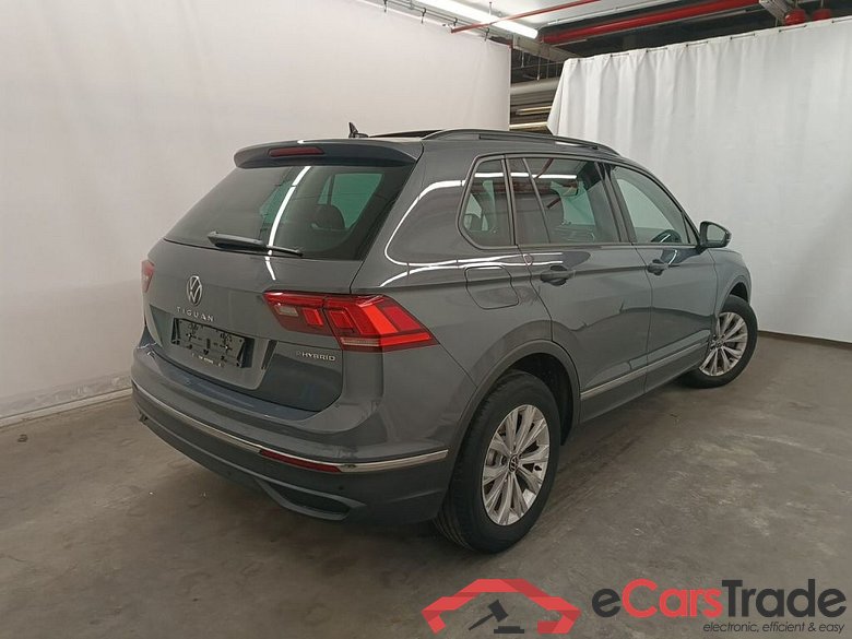 Volkswagen Tiguan 1.4 eHybrid DSG Life 5d #2