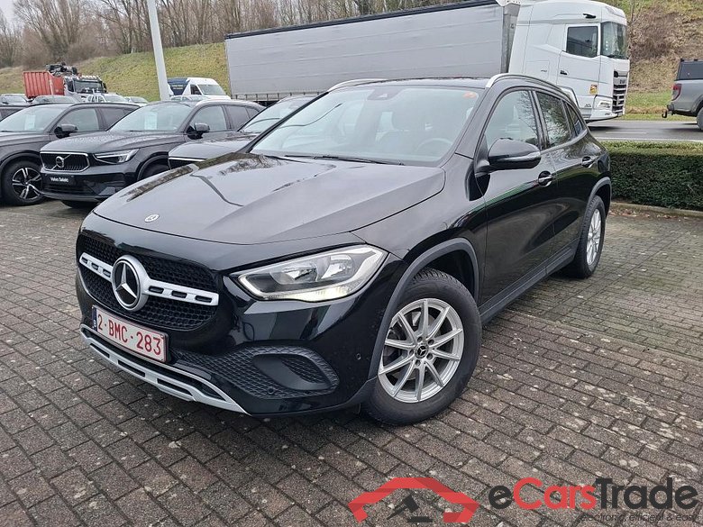MERCEDES-BENZ GLA - Klasse 2.0 GLA 180 D DCT BUSINESS SOLUTION ESS #1