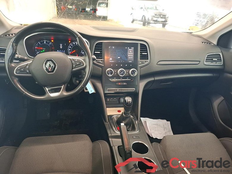 Megane IV Berline 5pt. Société Air Nav Reversible 1.5 dCi 90CV BVM6 E6 #5