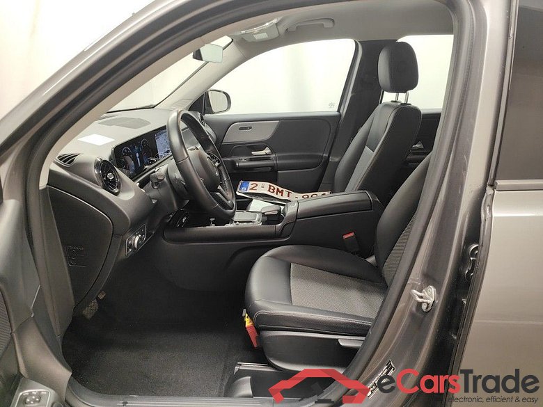 Mercedes-Benz GLB GLB 180 d Business Solution Essential 5d #3