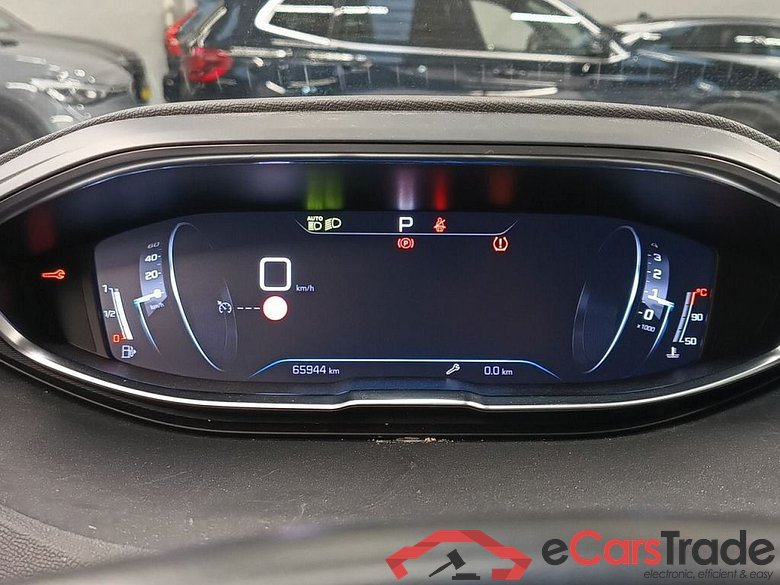 PEUGEOT 5008 DIESEL - 2021 1.5 BlueHDi 130 Allure AT 5d #6