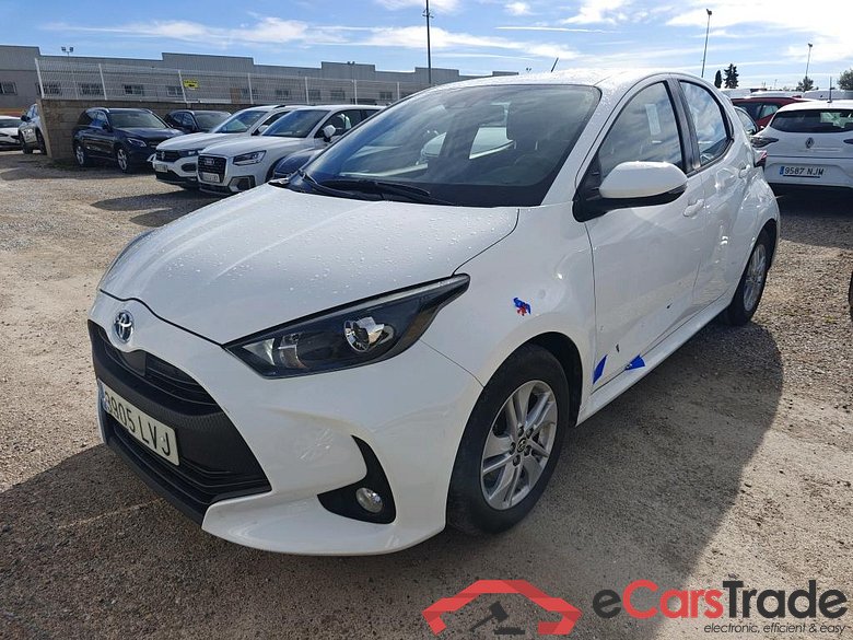 TOYOTA Yaris / 2020 / 5P / berlina con portón 1.5 120H Active Tech