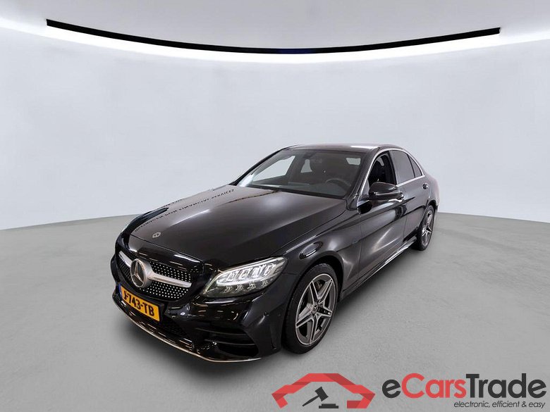 MERCEDES-BENZ C-klasse 155 kW
