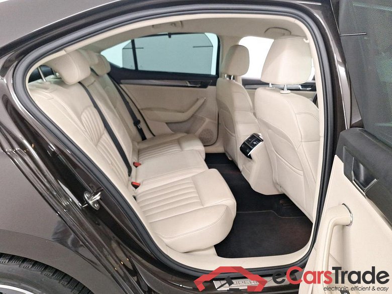 SKODA SUPERB DIESEL - 2019 1.6 CR TDi Style DSG #6