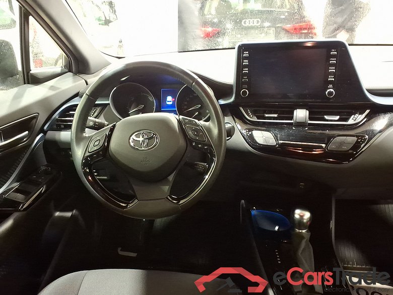 TOYOTA C-HR 1.8 VVT-I HEV C-LUB BI-TONE AUTO #6