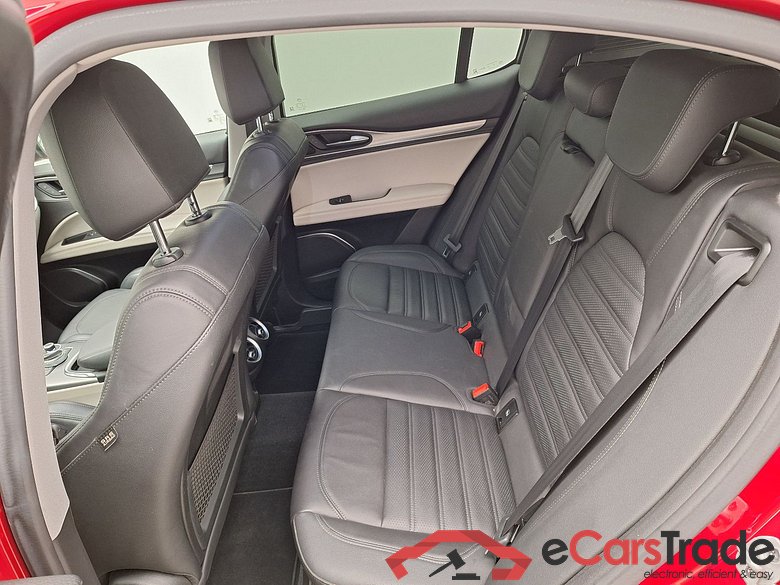 Alfa Romeo, Stelvio '17, Alfa Romeo Stelvio 2.2 D 160 Sprint 5d #4