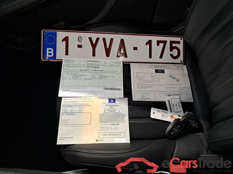 Peugeot 3008 1.5 BlueHDi 96kW S&S EAT8 Allure 5d #4