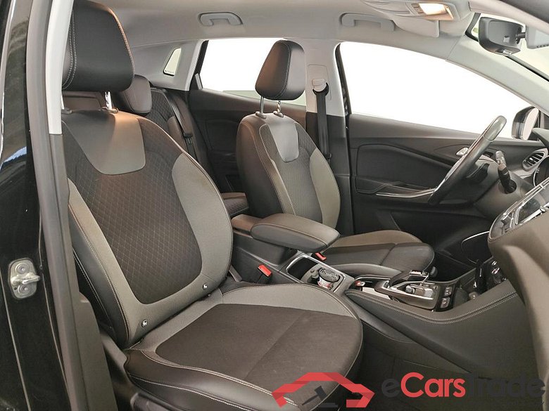 Opel Grandland X 1.6 Turbo 168kW Hybrid Bus. Exec. Automaat 5d #3