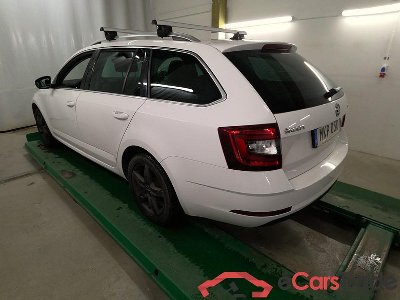 Oct.Combi TSI 150 Style Aut. #4