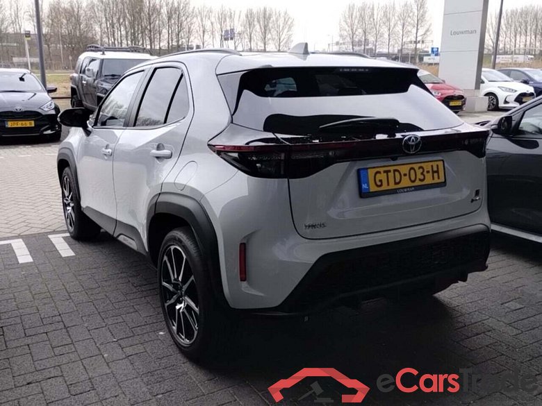 TOYOTA Yaris Cross 1.5 Hybrid 130 GR SPORT #3