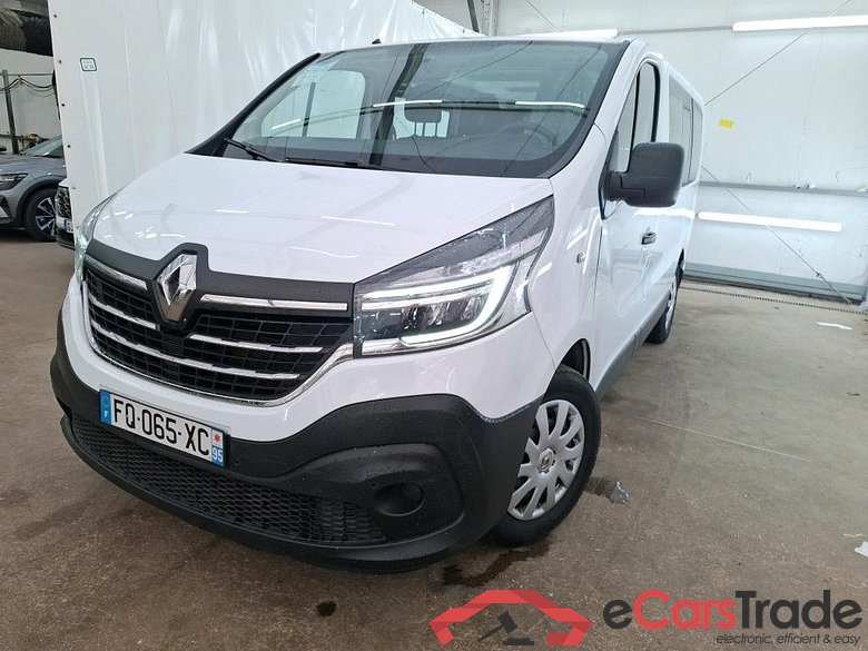 RENAULT Trafic / 2019 / 4P / Combi Zen L1 dCi 120 S&S - 8 pl #1