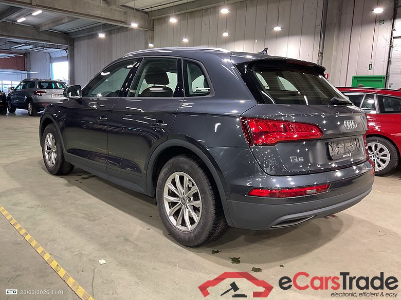 AUDI Q5 DIESEL - 2017 30 TDi S tronic #3