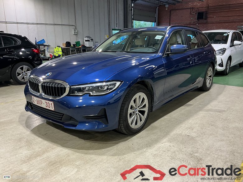 BMW 3 SERIES TOURING 2.0 320I (135KW) AUTO TOURING #1