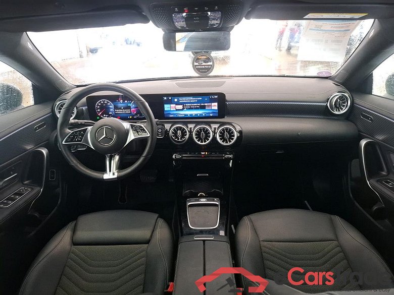 MERCEDES-BENZ CLA Shooting Brake / 2019 / 5P / Break CLA 180 Business Line BA7 #5