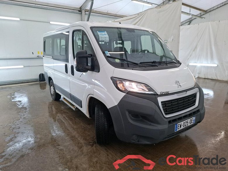 PEUGEOT Boxer 4p Combi 2.0 BLUEHDI 110 S&S 330 L1H1 ACCESS #4