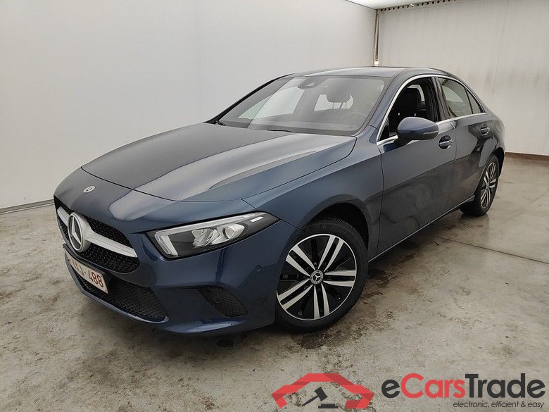 Mercedes-Benz A-Klasse Limousine A 250e Business Solution 4d