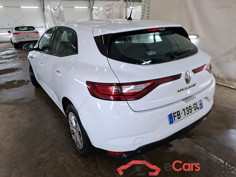 Megane IV Berline 5pt. Société Air Nav 1.5 dCi 90CV BVM6 E6 #2