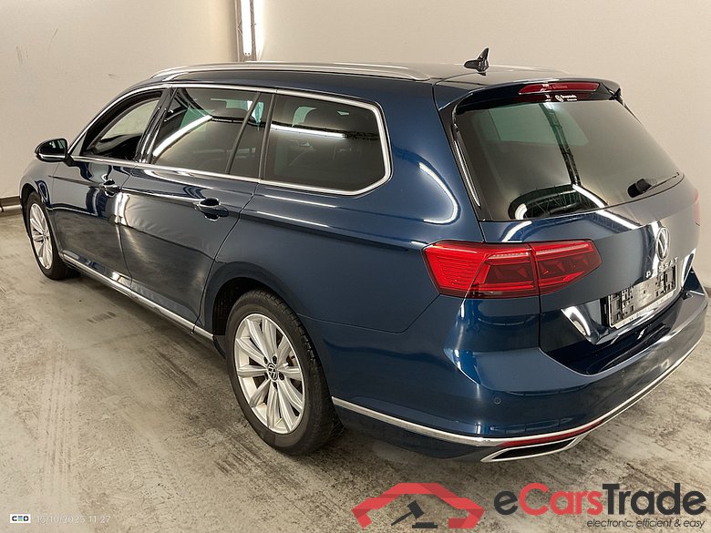 VOLKSWAGEN PASSAT VARIANT 1.6 TDI SCR MSQ VARIANT ELEGANCE BUSINES #3