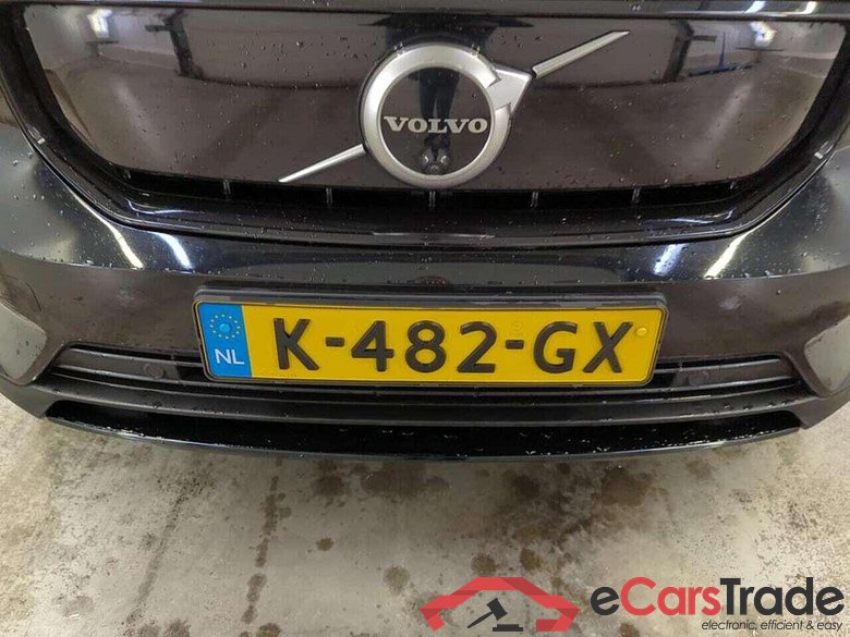 VOLVO XC40 Recharge P8 AWD RDes #4