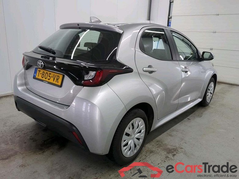 TOYOTA Yaris 1.5 VVT-i Active #2