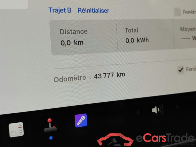 TESLA MODEL Y 72.5 kWh Dual Motor Performance (377 kW) 5d #6