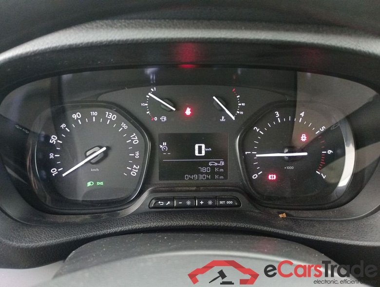 Opel Vivaro 2.0 Turbo 90kW Edition L3H1 31 5d #4