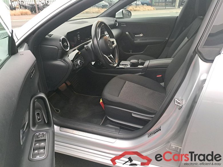 MERCEDES-BENZ CLA - Klasse 1.3 CLA 180 BUSINESS SOLUTION #5