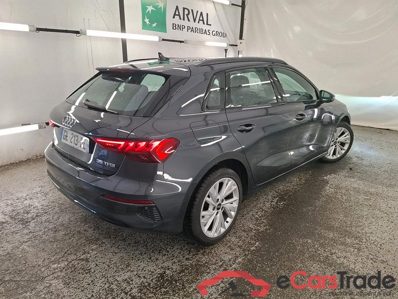 AUDI A3 Sportback / 2020 / 5P / Berline 35 TFSI 150 MHEV S Tronic Design Luxe #3