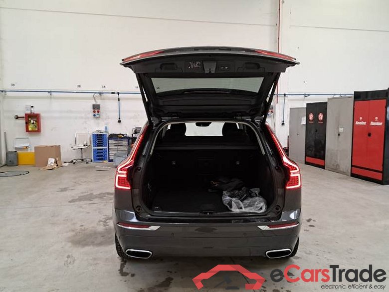VOLVO XC60 / 2017 / 5P / SUV T6 PLUG-IN AWD AUTO RECHARGE INS. EXP #5