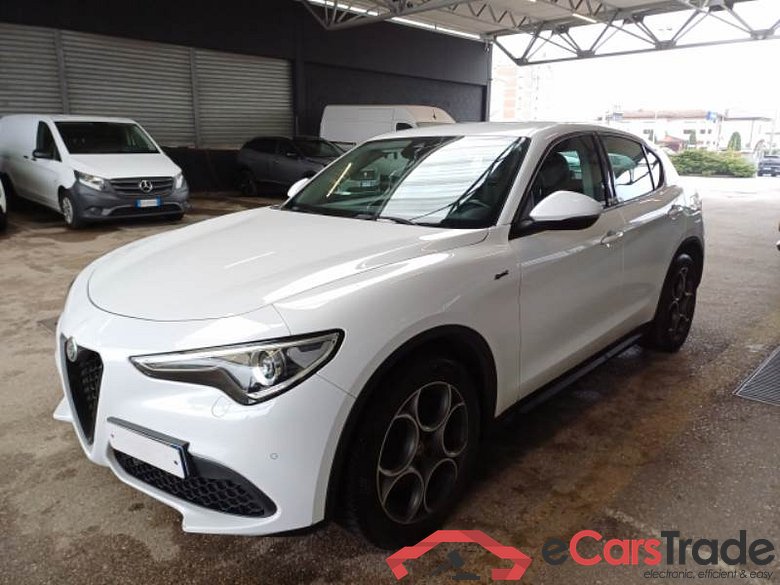 ALFA ROMEO STELVIO / 2017 / 5P / SUV 2.2 TURBO DIESEL 190CV SPRINT AT8 Q4 #1