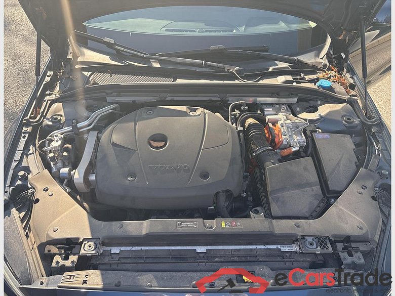 VOLVO V60 2.0 T6 AWD PHEV Inscription Expression #3