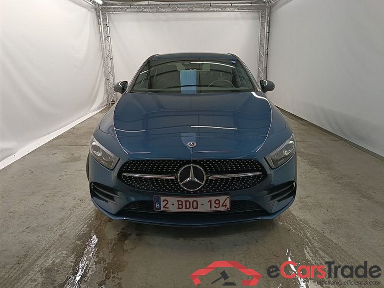 Mercedes-Benz A-Klasse Limousine A 250e Business Solution 4d #5