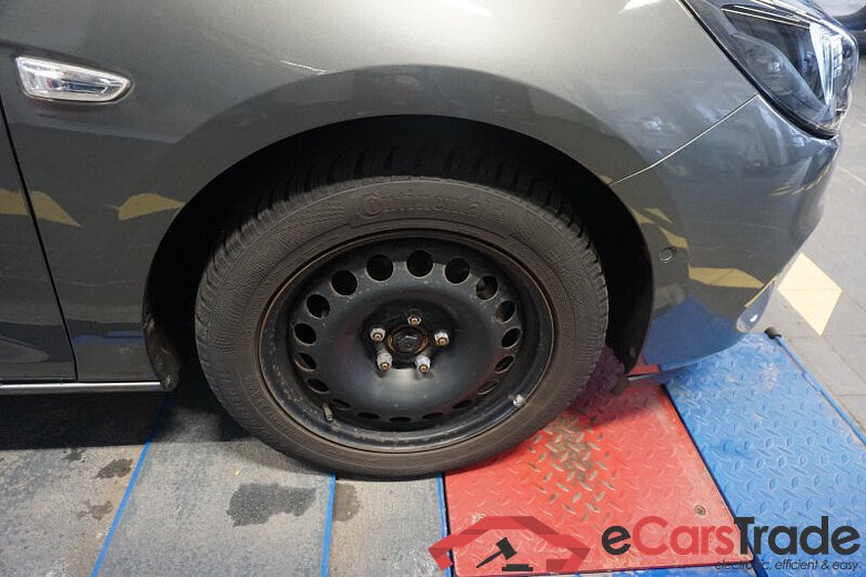 Opel Astra 1.2 Direct Injection Turbo #4