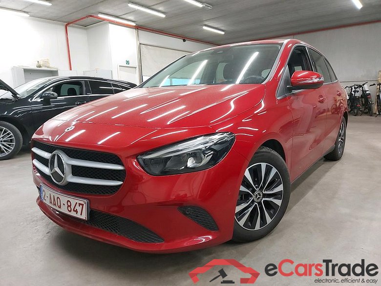 MERCEDES - MER B 180 d 116PK DCT Business Solution & Trailer Towing Hook