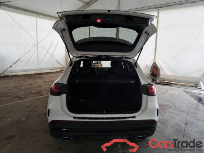 MERCEDES-BENZ GLA / 2020 / 5P / CROSSOVER GLA 200 D AUTOMATIC PREMIUM #5