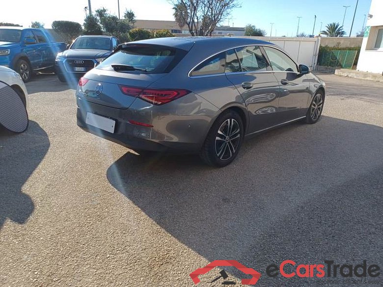 MERCEDES-BENZ CLA SHOOTING BRAKE / 2019 / 5P / STATION WAGON CLA 180 D AUTOMATIC BUSINESS EXTRA #2