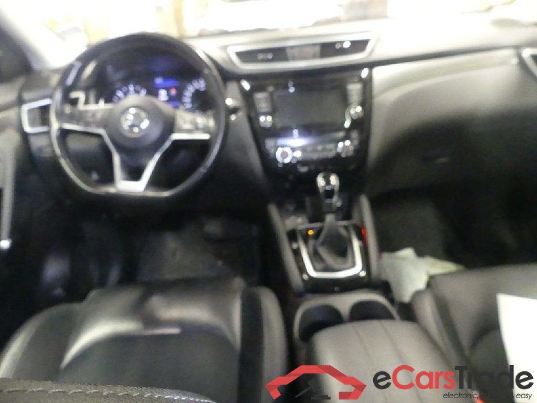 Qashqai Tekna 4x4 1.7 110KW ATV E6dT #3