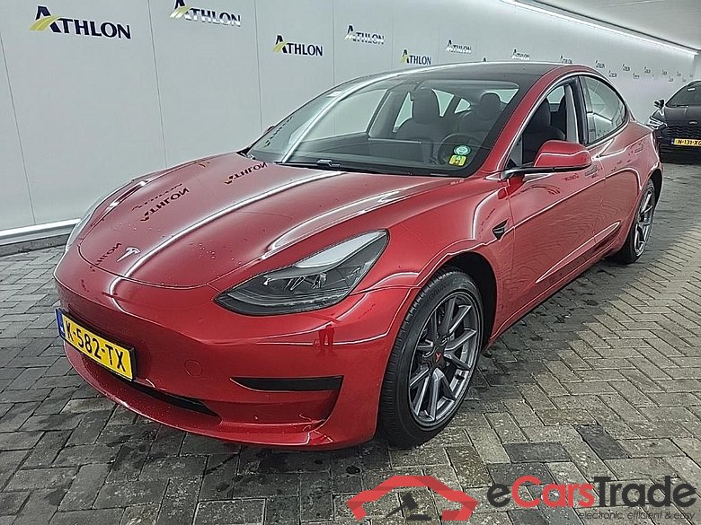 Tesla Model 3 Standard Range Plus RWD 4D 225kW