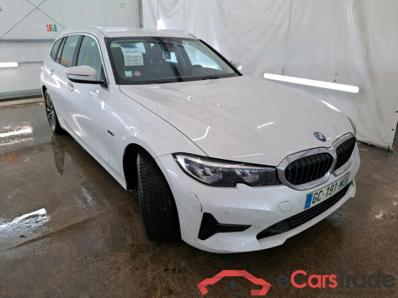 BMW Série 3 Touring / 2019 / 5P / Break 320e 204ch Business Design BVA8 Hybride #4