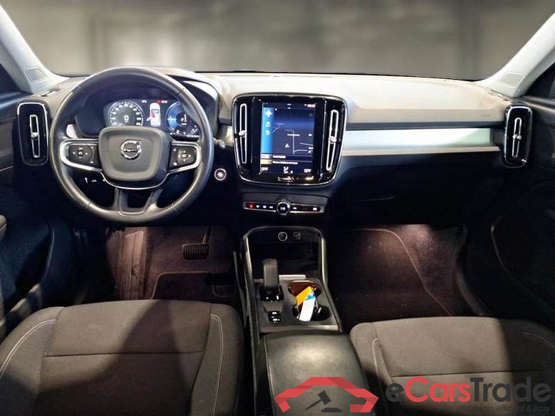 VOLVO XC40 / 2017 / 5P / SUV T5 PLUG-IN HYBRID AUTO RECH INSCRIP EXPR #3