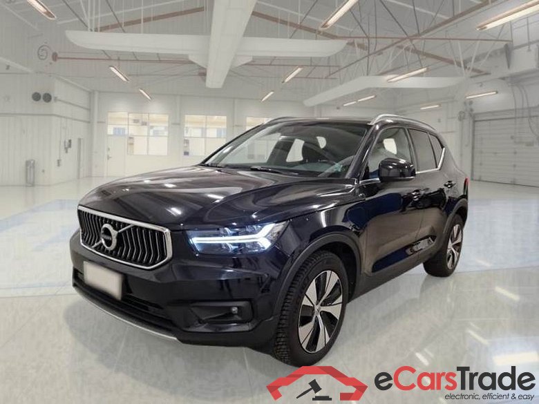 VOLVO XC40 / 2017 / 5P / SUV T5 PLUG-IN HYBRID RECH INSCRIP EXPR MY21 #1