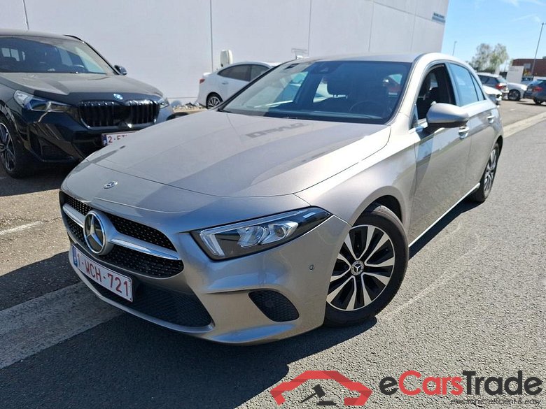 Mercedes A 180d Aut. LED-Xenon Widescreen Navi 1/2 Sport-Leather KeylessGo Klima PDC ... #1