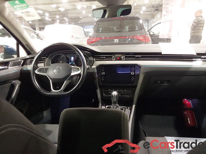 VOLKSWAGEN PASSAT VARIANT 2.0 TDI 90KW MSQ VARIANT STYLE BUSINESS #6