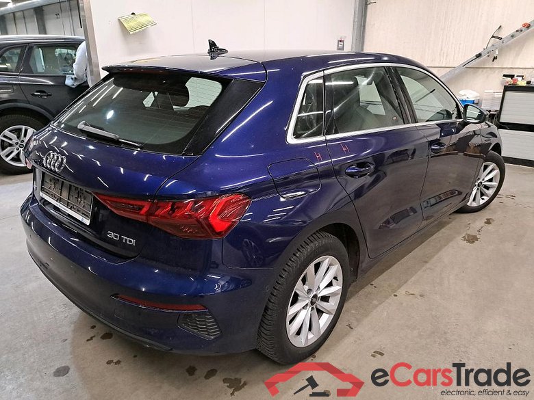 Audi A3 SB 2.0 30 TDi LED-Matrix Virtual Sport-Leather Navi KeylessGo Klima PDC ... #2