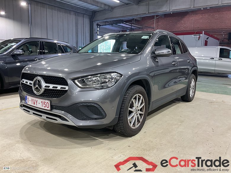 MERCEDES-BENZ CLASS GLA DIESEL (H247) GLA 200 d Business Solution