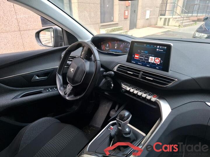 Peugeot 3008 1.2 PureTech I-Cockpit Navi Klima PDC ... #5