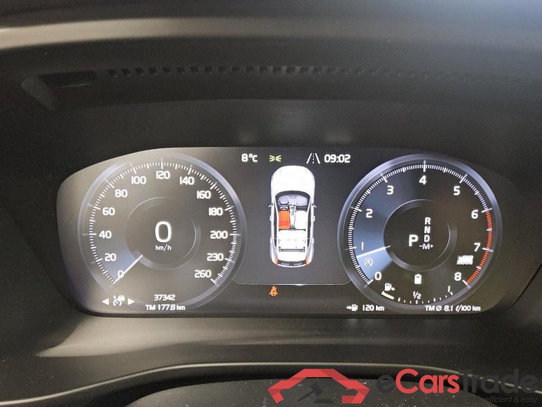 Volvo XC40 (2017->) DE - SUV5 B4 2WD EU6d, Inscription (EURO 6d), 2020 - 2022 #6