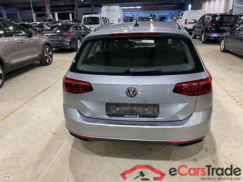 VOLKSWAGEN PASSAT VARIANT DIESEL - 2019 1.6 TDi SCR Style Business DSG #5