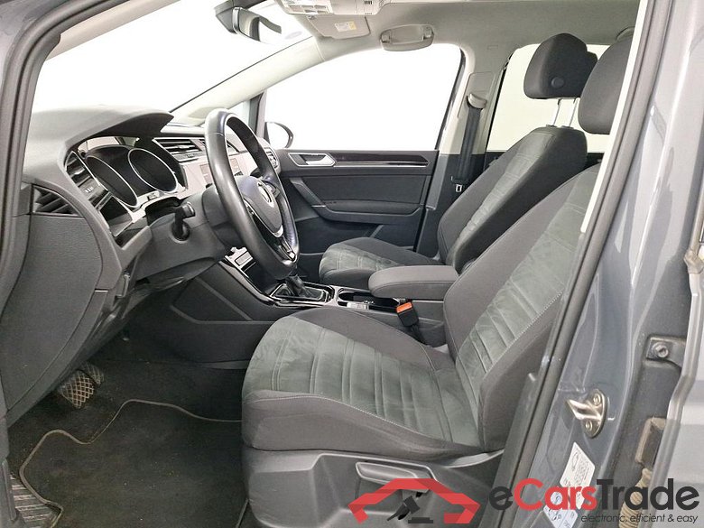 VOLKSWAGEN TOURAN - 2015 1.5 TSI ACT Highline OPF DSG #5